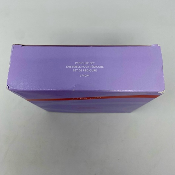 Mary Kay Pedicure Set - Picture 6 of 8